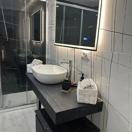 Saxlafenice Semesterbostad Bari